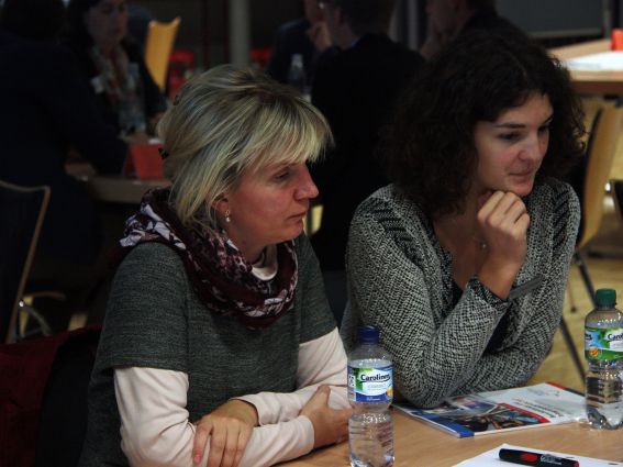 Berufsbildungs- und Integrationsbericht im Berufskolleg Schloß Neuhaus vorgestellt (© Foto: Kreis Paderborn Johanna Leifeld)